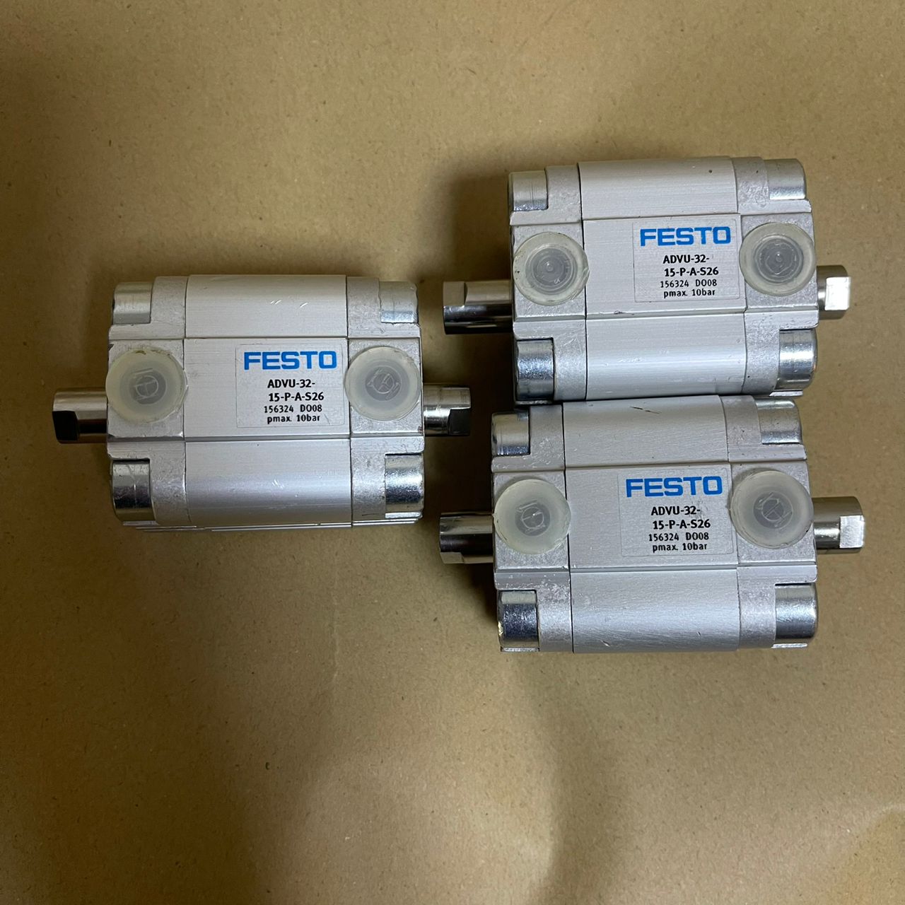 جک کامپکت ADVU فستو