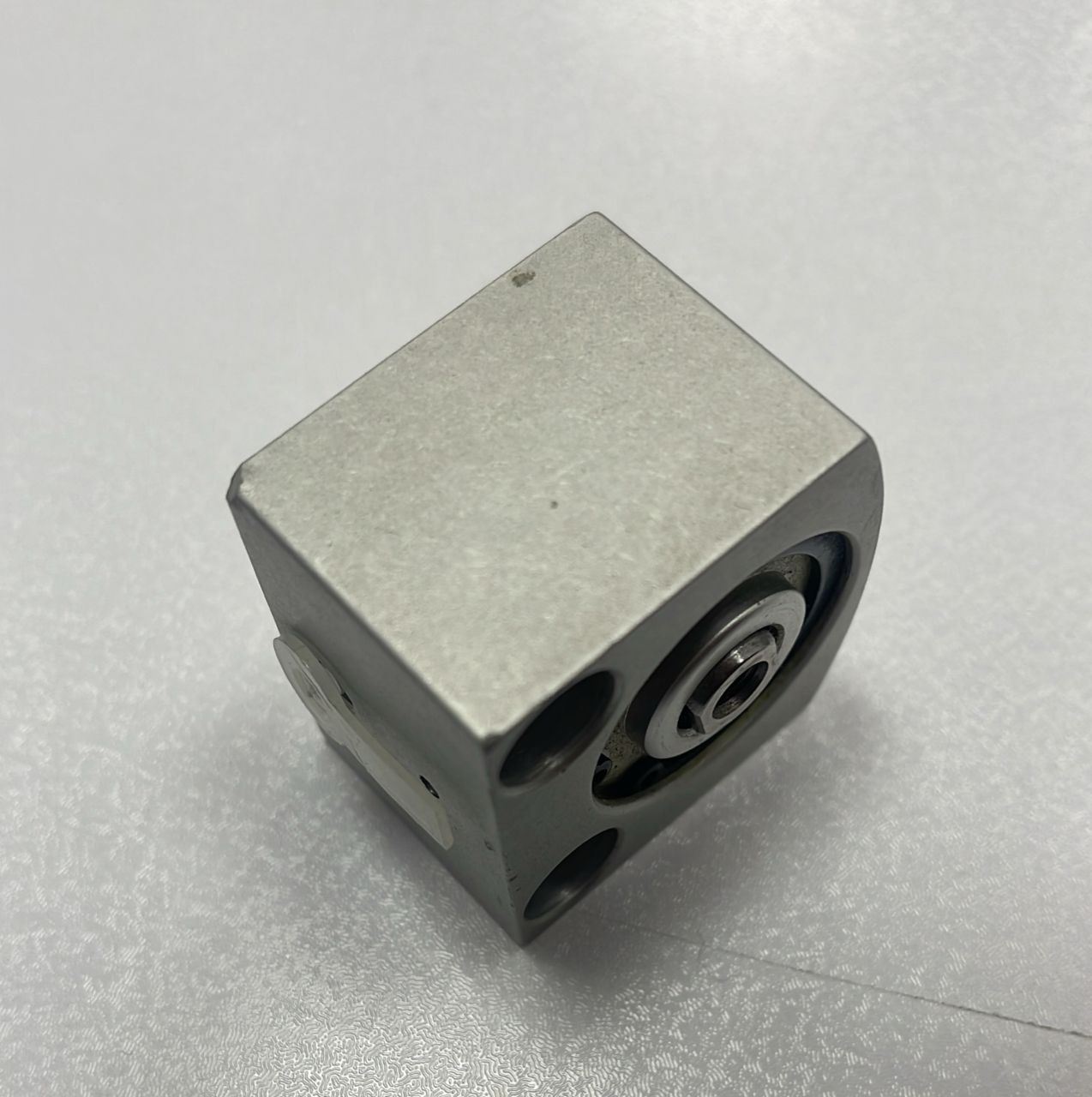 جک کامپکت AEVC/ADVC فستو - تصویر 4